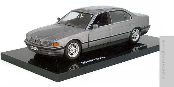 Paul's Model Art 007 Tomorrow Never Dies BMW 7 Series