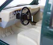 Welly 2001 Chevrolet Suburban Dashboard