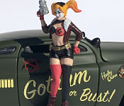 Jada Toys 1951 Mercury Harley Quinn figure