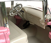 Jada Toys 1955 Cadillac Fleetwood interior