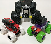 Spin Master 2021 Monster Jam Street Justice Batman with 1:64 Harley Quinn and Joker