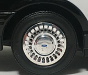 GreenLight Collectibles Reno 911! 1998 Ford Crown Victoria Interceptor wheel
