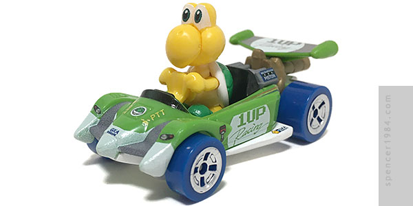  Hot Wheels Mario Kart Luigi Circuit Special 1UP Racer Vehicle :  Toys & Games